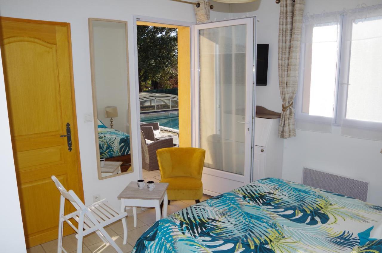 Lou Pebre D'Ai Bed and Breakfast Régusse Εξωτερικό φωτογραφία