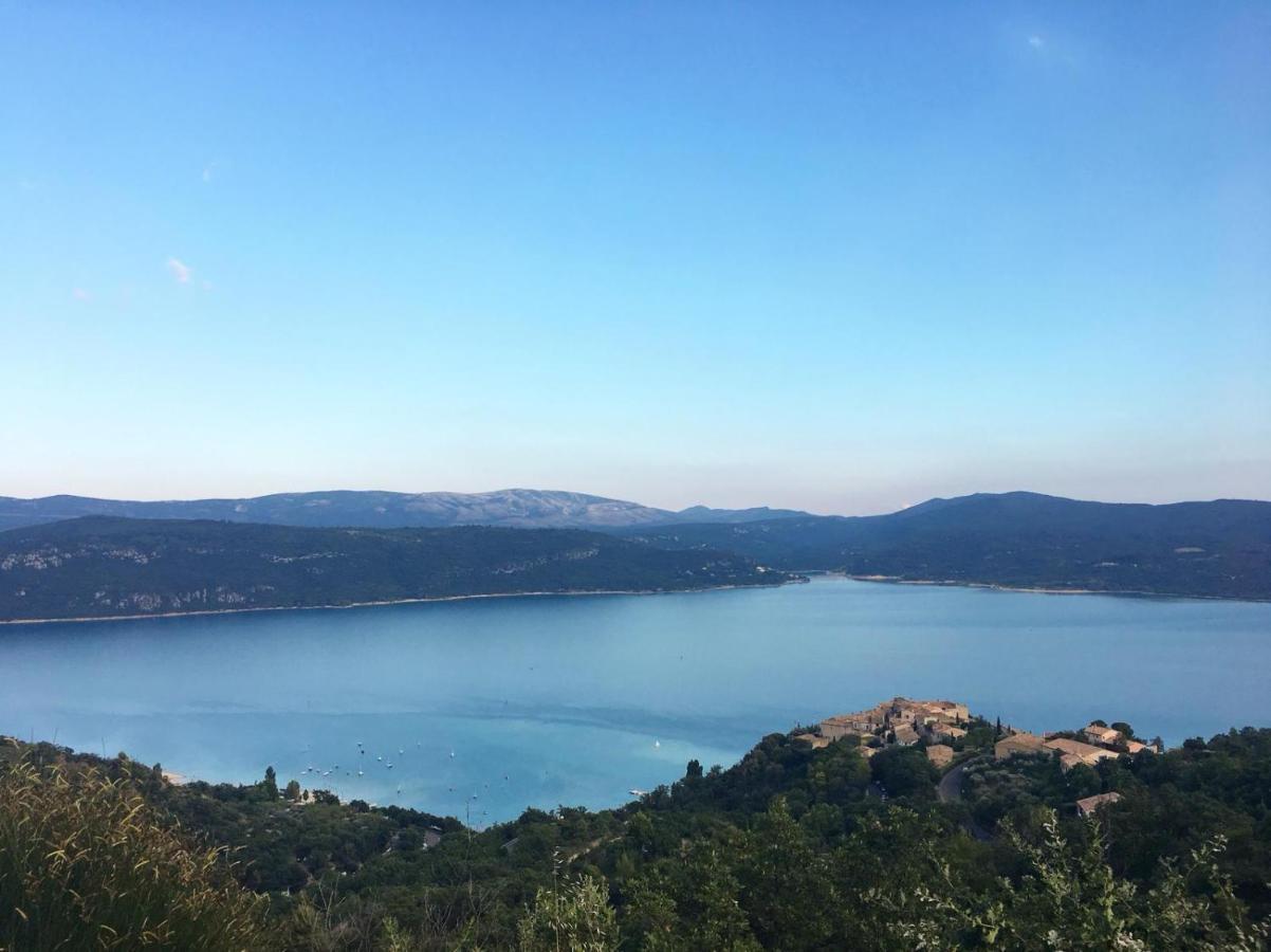 Lou Pebre D'Ai Bed and Breakfast Régusse Εξωτερικό φωτογραφία