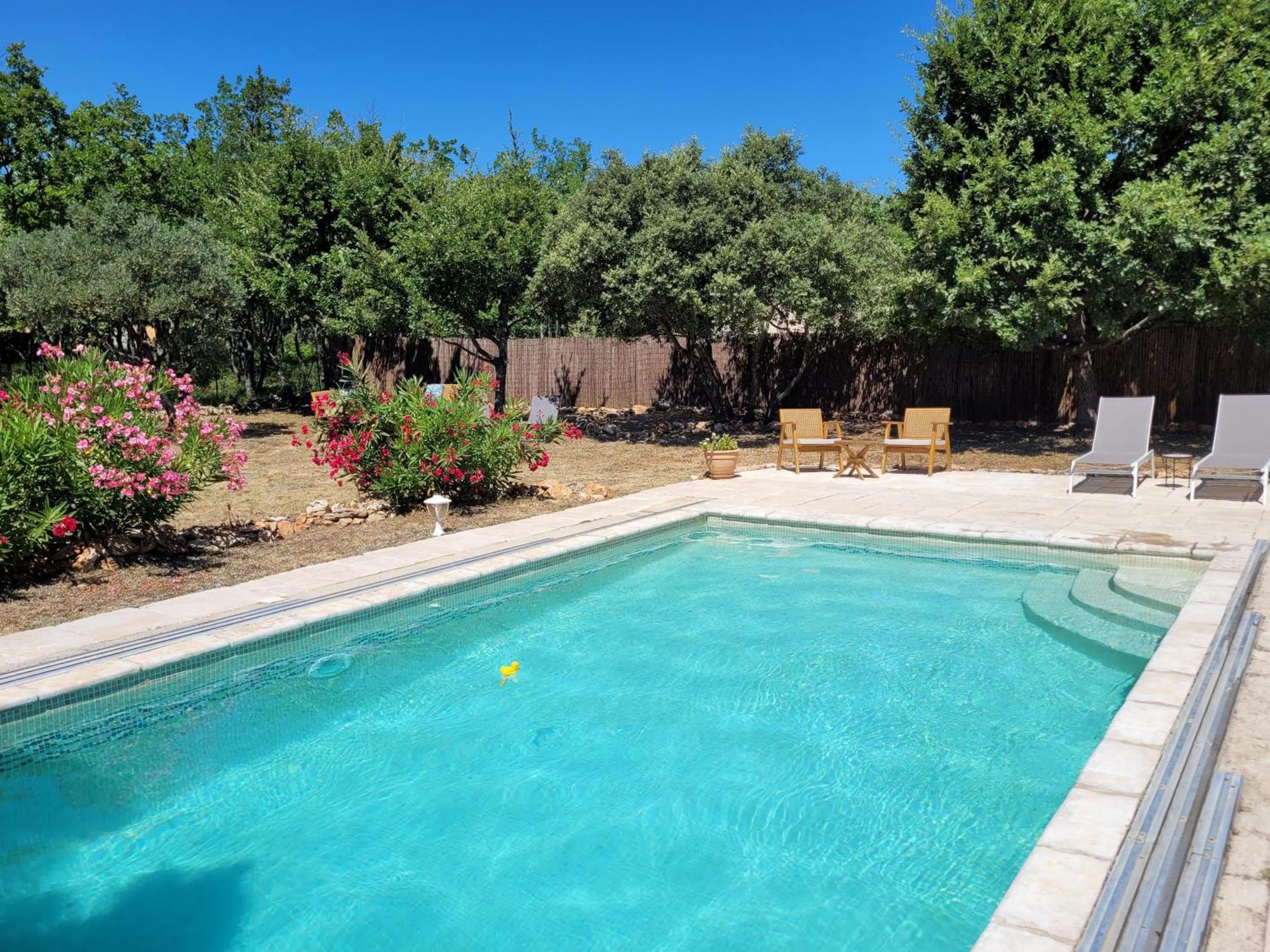 Lou Pebre D'Ai Bed and Breakfast Régusse Εξωτερικό φωτογραφία